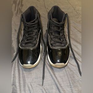 Jordan Black Sneakers Classic Design